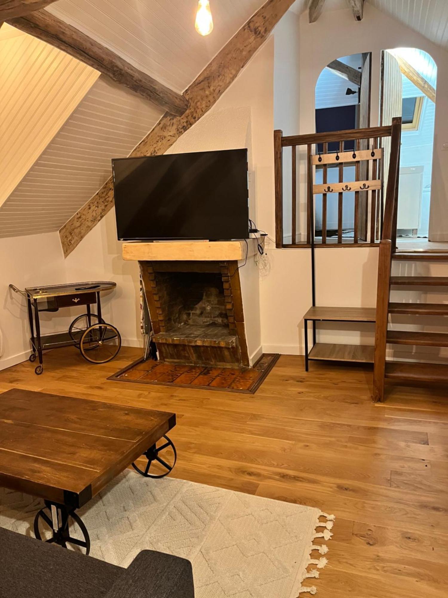 Appartement Aeroport Orly アティス・モンス エクステリア 写真